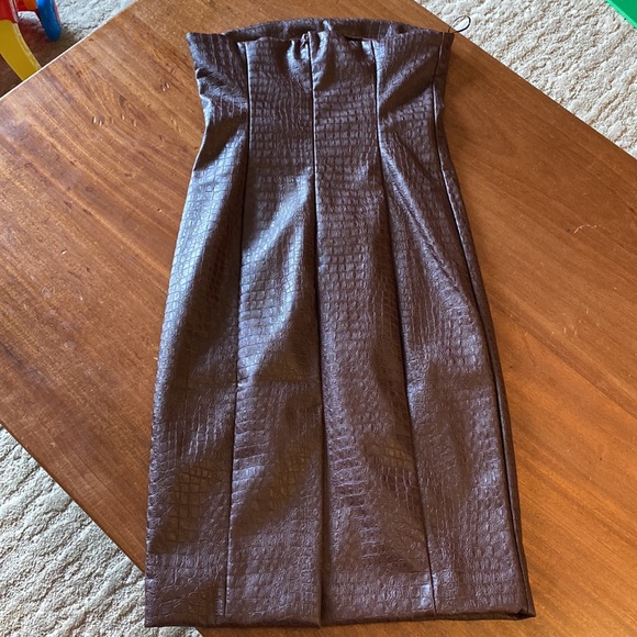 7 FOR ALL MANKIND Brown Strapless Faux Leather Snakeskin Dress - Picture 5 of 8